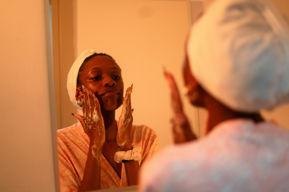What Is Skin Cycling and Does It Actually Work in 2026?