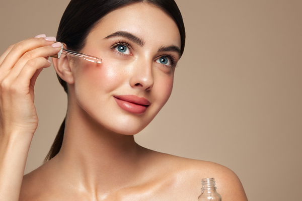 Your Guide to Face Oils: How to Choose and Use Them for Glowing Skin