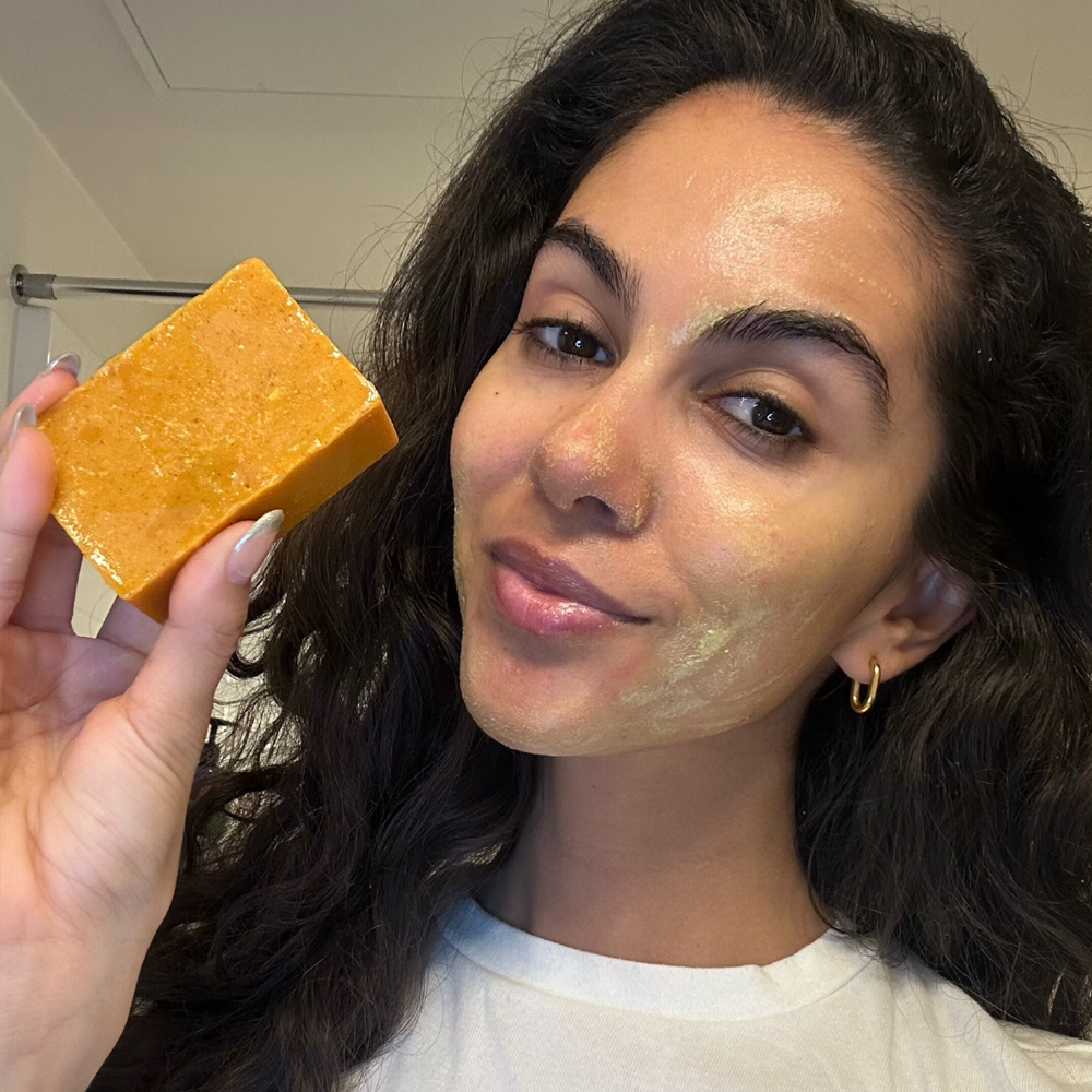 Kojic Acid & Turmeric Soap